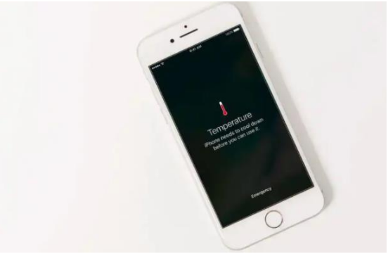 江阴苹果手机维修分享iPhone 手机发热如何快速降温 